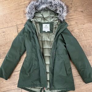 Alpine Olive Women's Jacket with Faux Fur Trim